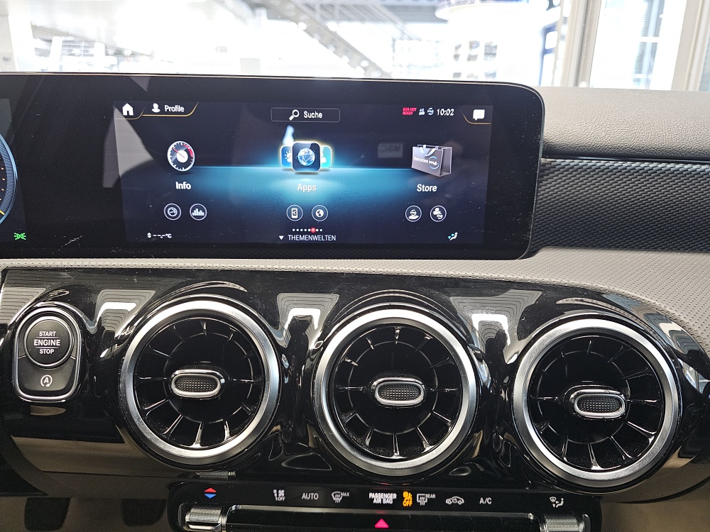 Mercedes-Benz A 200  bei Hoffmann Automobile in Wolfsburg kaufen und sofort mitnehmen - Bild 12