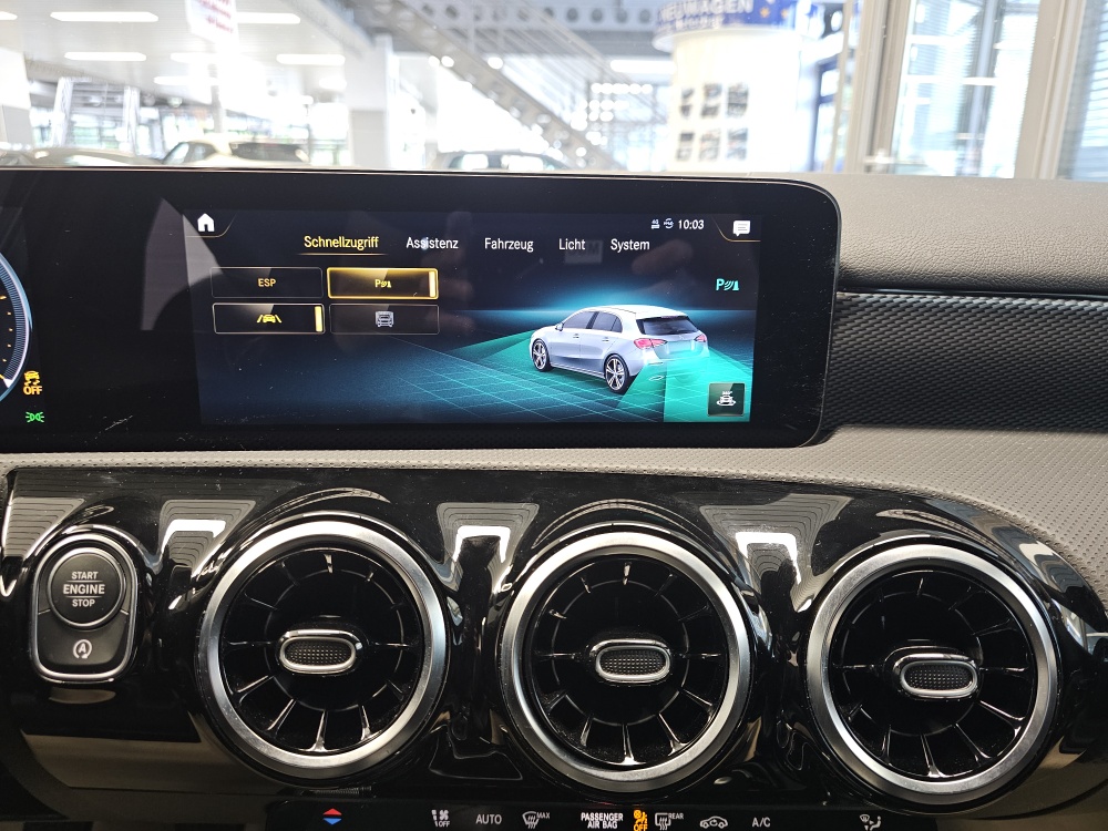 Mercedes-Benz A 200  bei Hoffmann Automobile in Wolfsburg kaufen und sofort mitnehmen - Bild 14