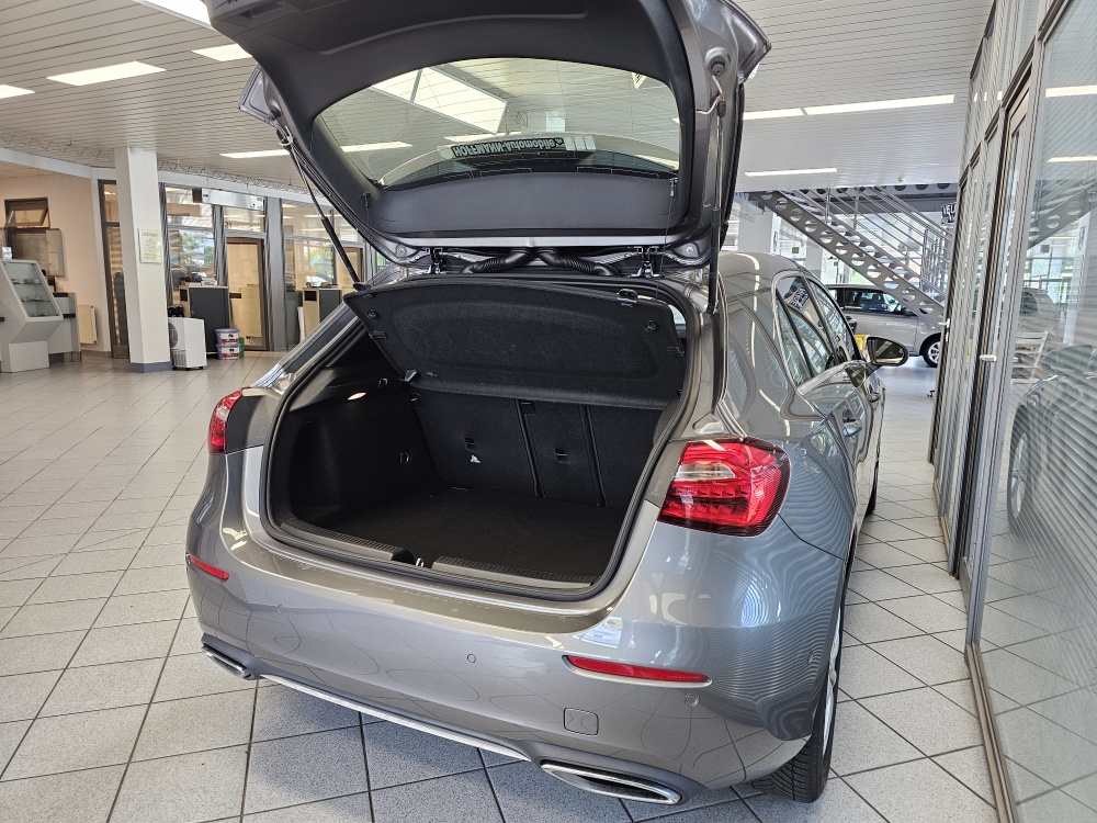 Mercedes-Benz A 200  bei Hoffmann Automobile in Wolfsburg kaufen und sofort mitnehmen - Bild 2