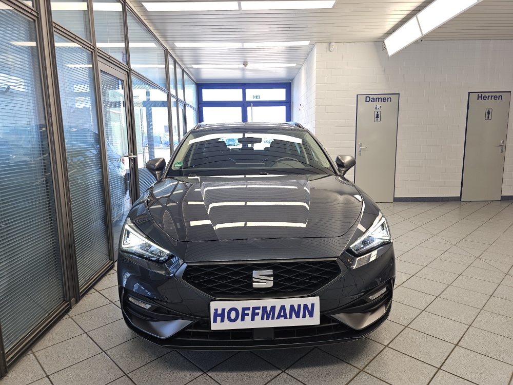 Seat Leon Sportstourer  ST  bei Hoffmann Automobile in Wolfsburg kaufen und sofort mitnehmen - Bild 24