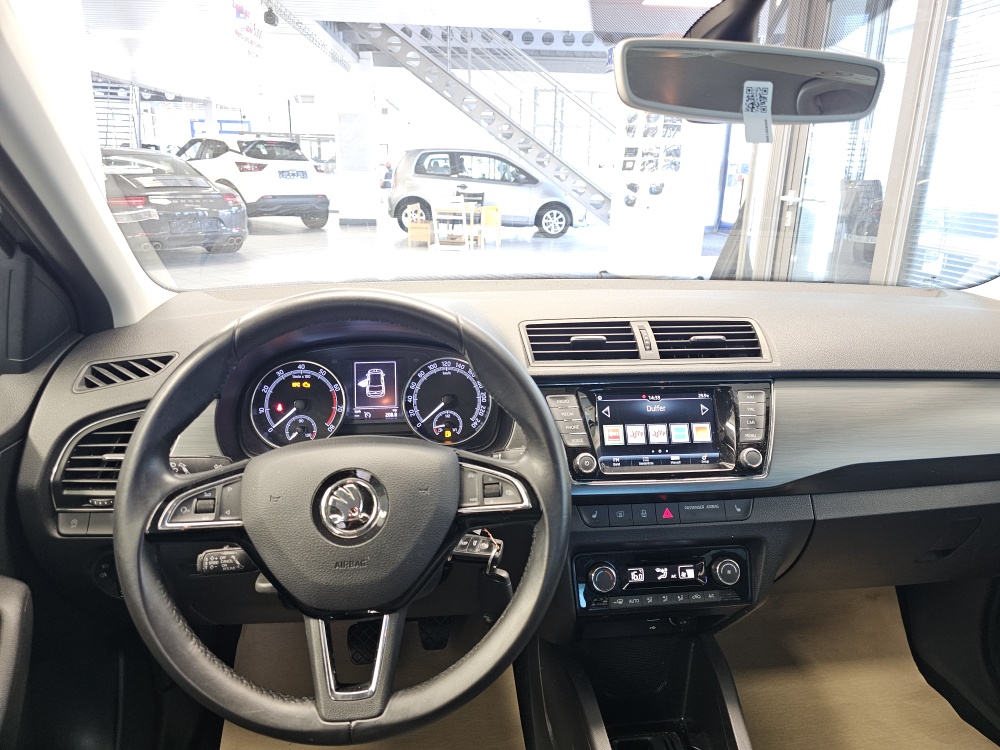 Skoda Fabia  bei Hoffmann Automobile in Wolfsburg kaufen und sofort mitnehmen - Bild 15