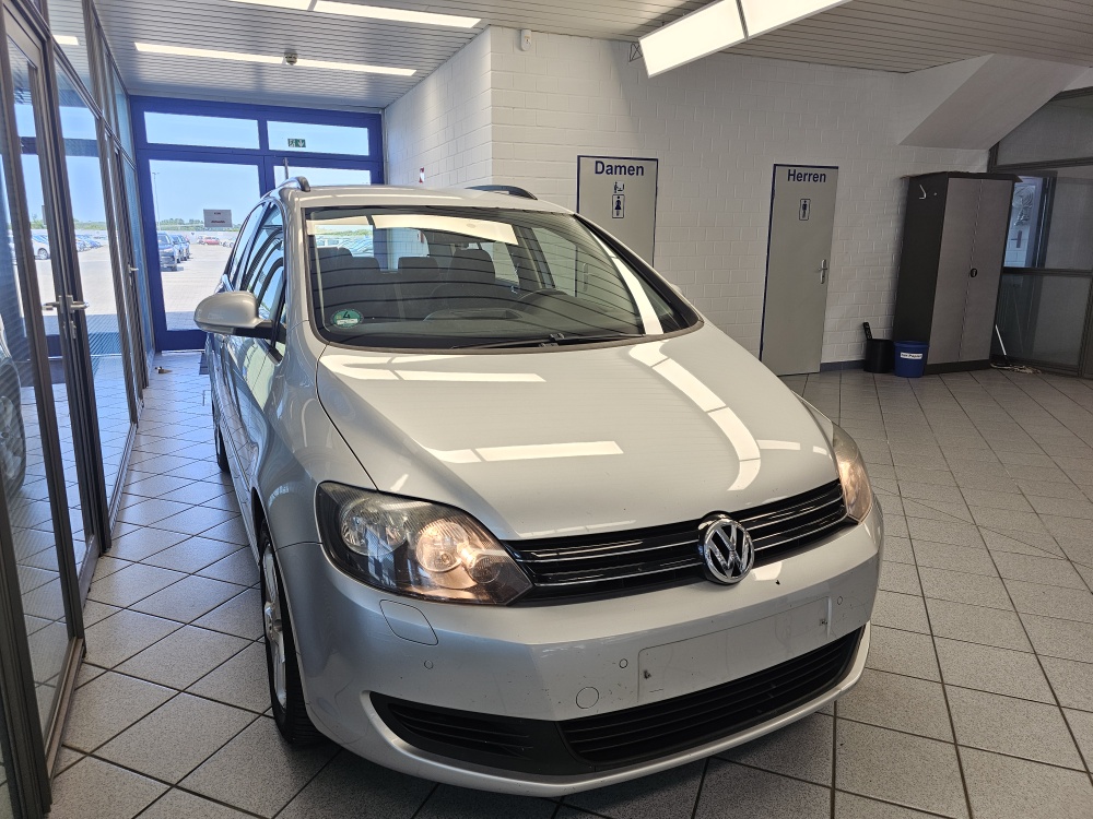 VW Golf Plus  bei Hoffmann Automobile in Wolfsburg kaufen und sofort mitnehmen - Bild 19