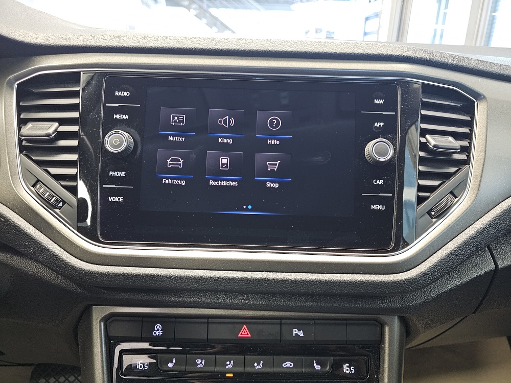 VW T-Roc  bei Hoffmann Automobile in Wolfsburg kaufen und sofort mitnehmen - Bild 11