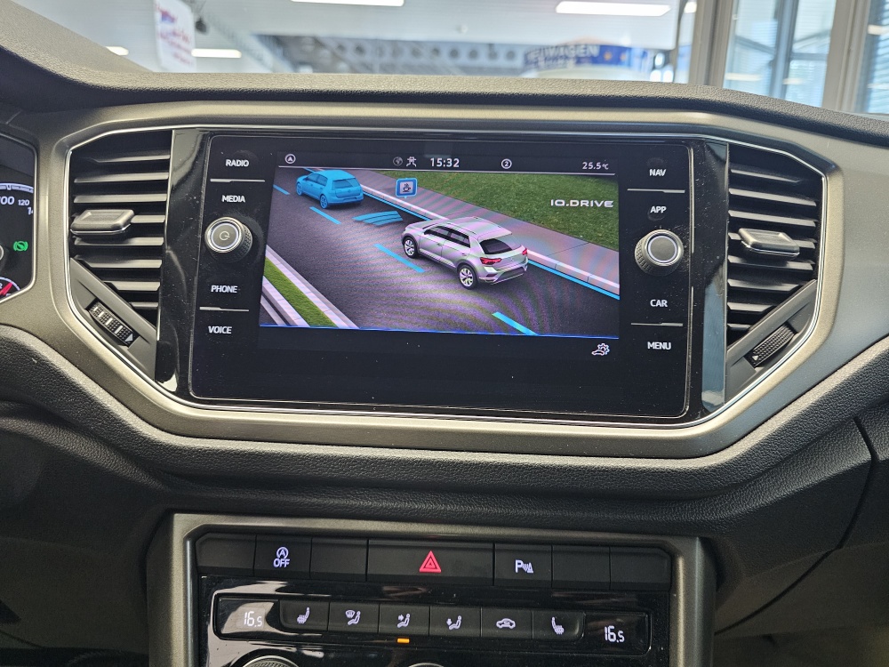 VW T-Roc  bei Hoffmann Automobile in Wolfsburg kaufen und sofort mitnehmen - Bild 9