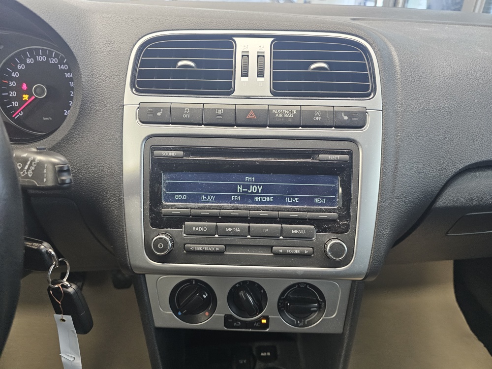 VW Polo  bei Hoffmann Automobile in Wolfsburg kaufen und sofort mitnehmen - Bild 8