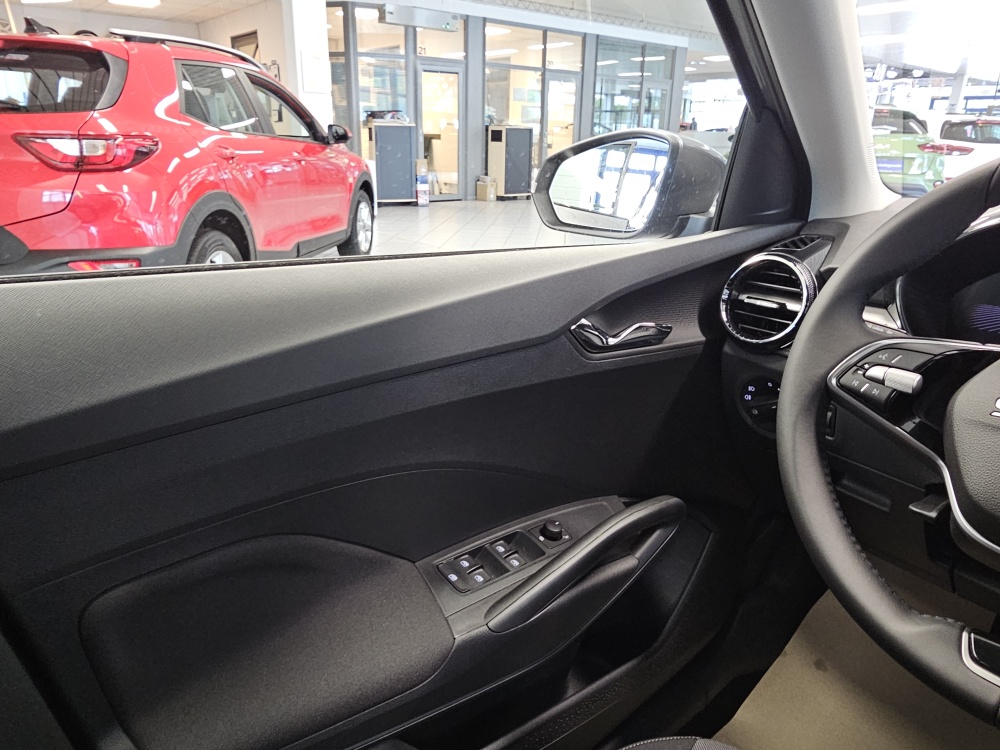 Skoda Fabia bei Hoffmann Automobile in Wolfsburg kaufen und sofort mitnehmen - Bild 17
