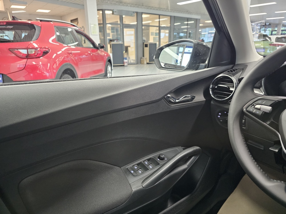 Skoda Fabia bei Hoffmann Automobile in Wolfsburg kaufen und sofort mitnehmen - Bild 17