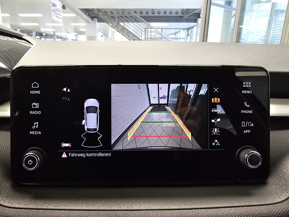 Skoda Fabia  bei Hoffmann Automobile in Wolfsburg kaufen und sofort mitnehmen - Bild 14