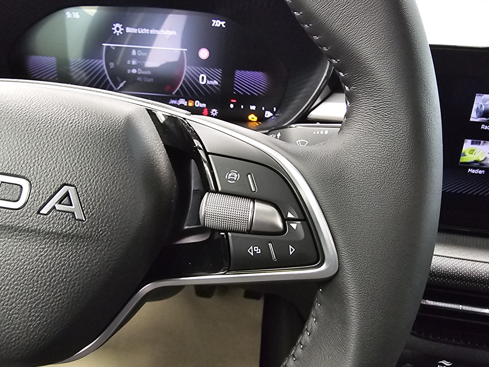 Skoda Fabia  bei Hoffmann Automobile in Wolfsburg kaufen und sofort mitnehmen - Bild 15