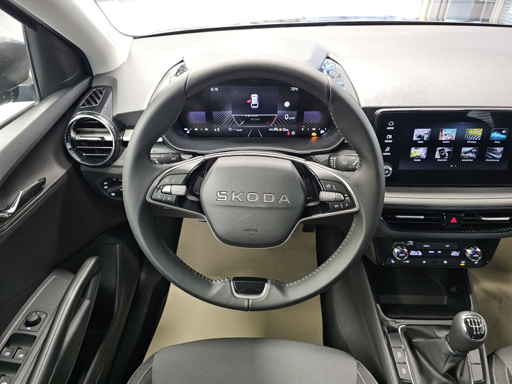 Skoda Fabia  bei Hoffmann Automobile in Wolfsburg kaufen und sofort mitnehmen - Bild 18