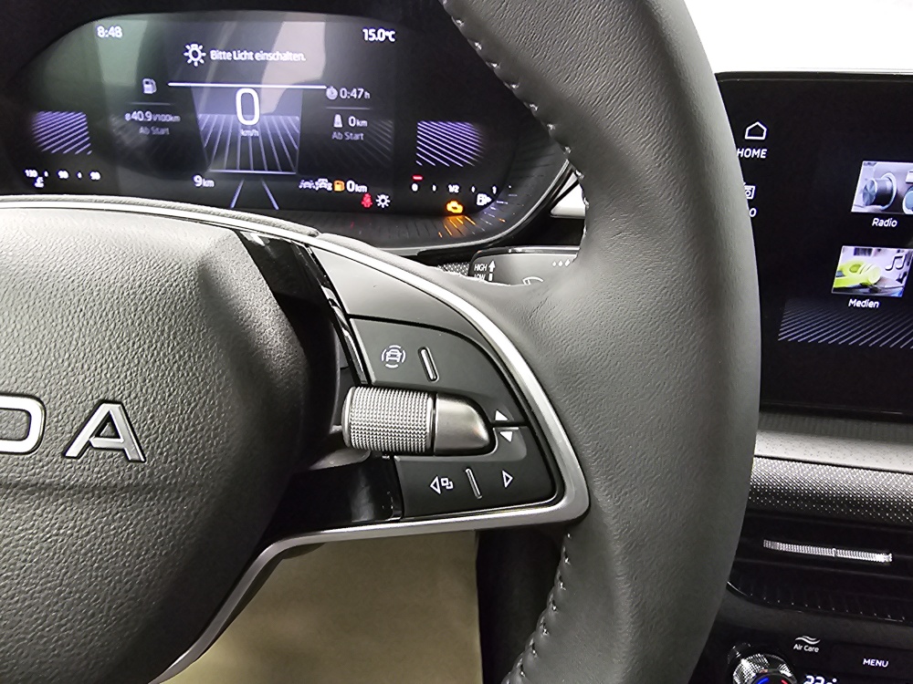 Skoda Fabia  bei Hoffmann Automobile in Wolfsburg kaufen und sofort mitnehmen - Bild 15