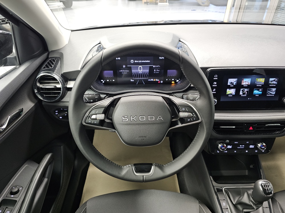 Skoda Fabia  bei Hoffmann Automobile in Wolfsburg kaufen und sofort mitnehmen - Bild 18