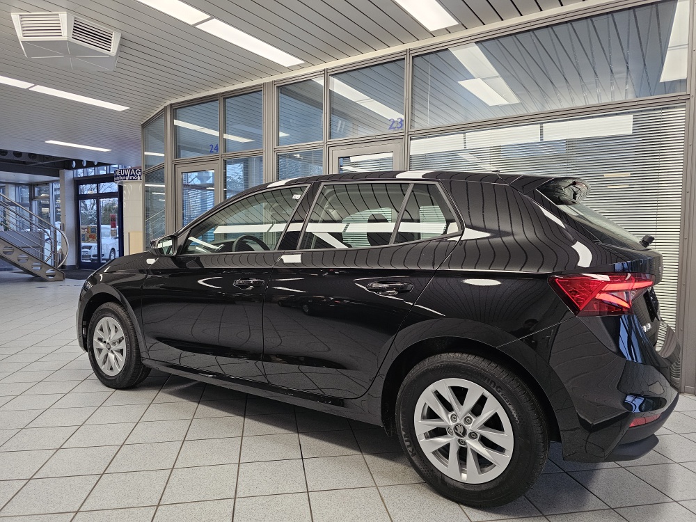 Skoda Fabia  bei Hoffmann Automobile in Wolfsburg kaufen und sofort mitnehmen - Bild 22