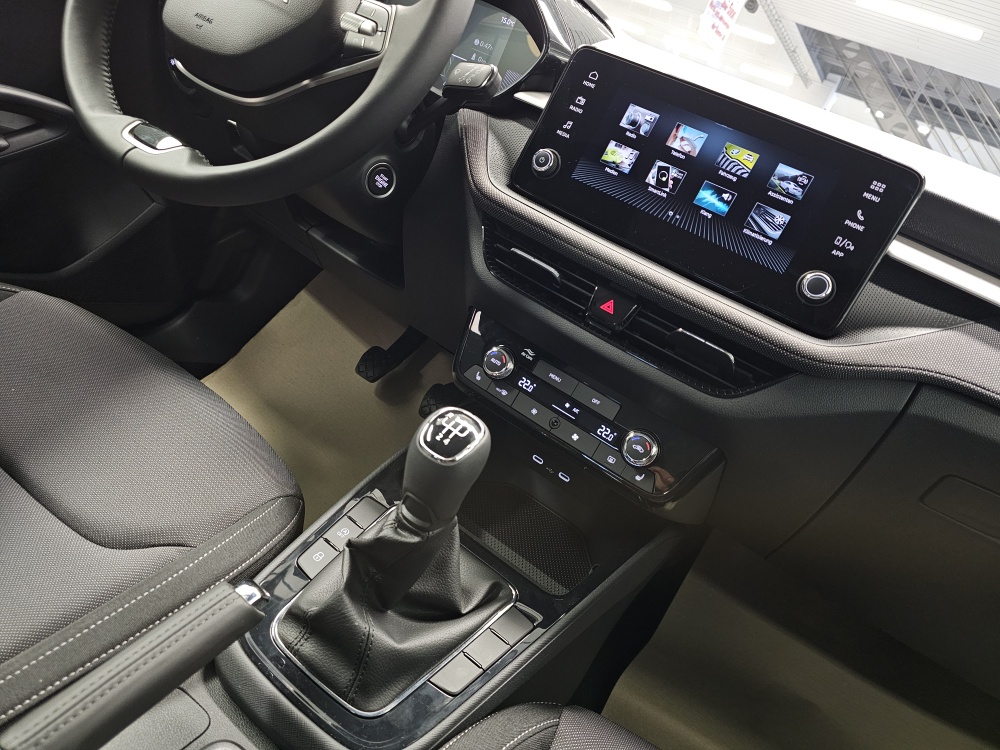 Skoda Fabia  bei Hoffmann Automobile in Wolfsburg kaufen und sofort mitnehmen - Bild 6