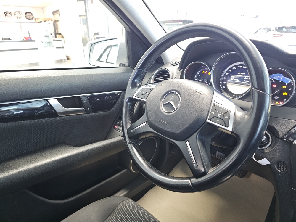 Mercedes-Benz C 180 T  bei Hoffmann Automobile in Wolfsburg kaufen und sofort mitnehmen - Bild 11