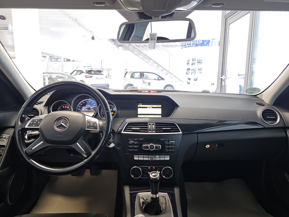 Mercedes-Benz C 180 T  bei Hoffmann Automobile in Wolfsburg kaufen und sofort mitnehmen - Bild 7