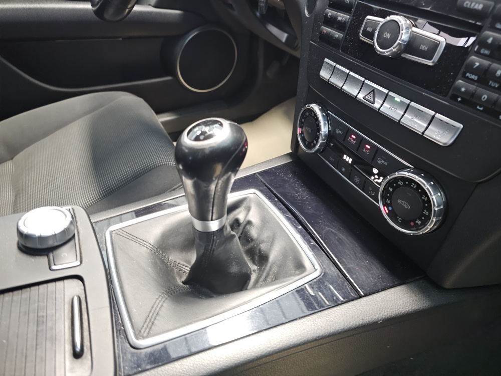 Mercedes-Benz C 180 T  bei Hoffmann Automobile in Wolfsburg kaufen und sofort mitnehmen - Bild 8