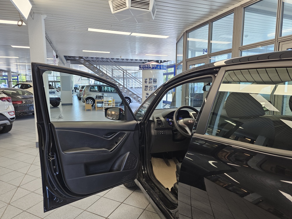 Hyundai ix20  bei Hoffmann Automobile in Wolfsburg kaufen und sofort mitnehmen - Bild 12