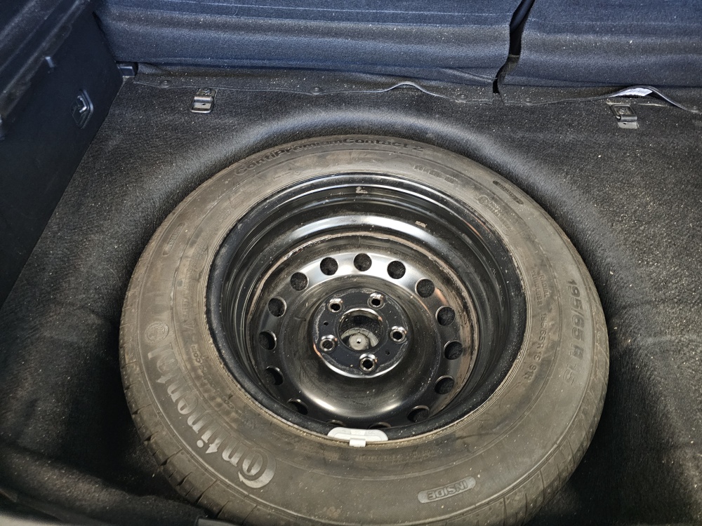 Hyundai ix20  bei Hoffmann Automobile in Wolfsburg kaufen und sofort mitnehmen - Bild 3