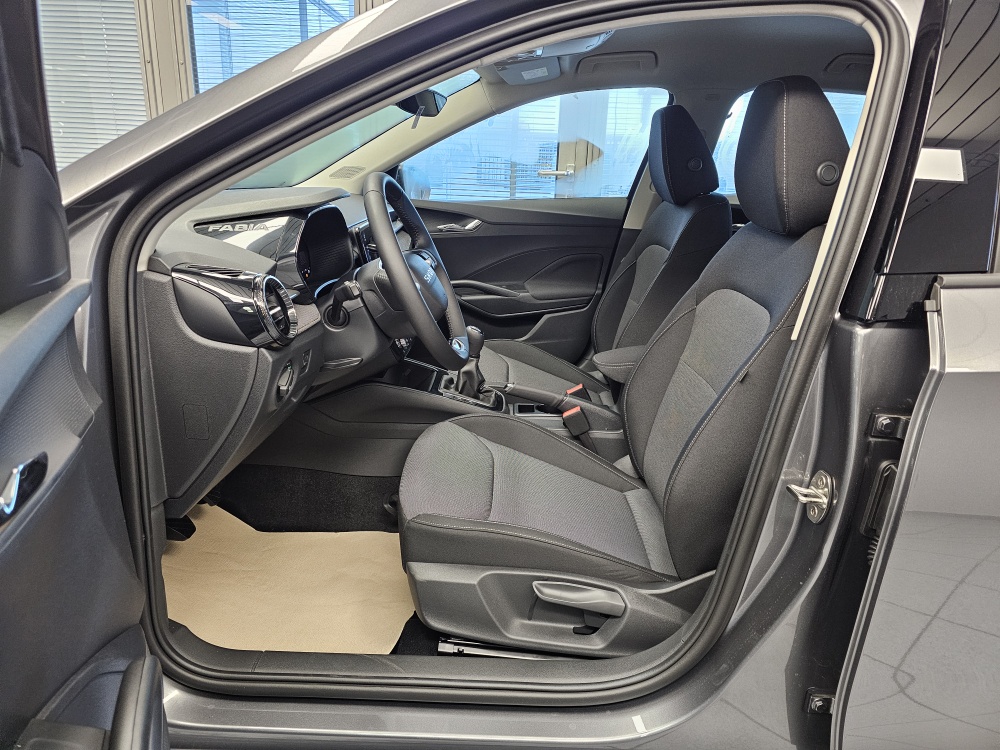 Skoda Fabia  bei Hoffmann Automobile in Wolfsburg kaufen und sofort mitnehmen - Bild 20