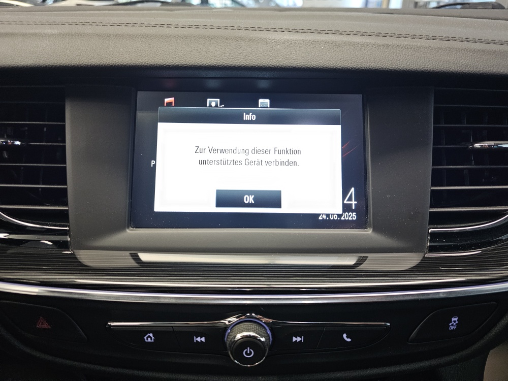Opel Insignia Sportstourer  bei Hoffmann Automobile in Wolfsburg kaufen und sofort mitnehmen - Bild 11