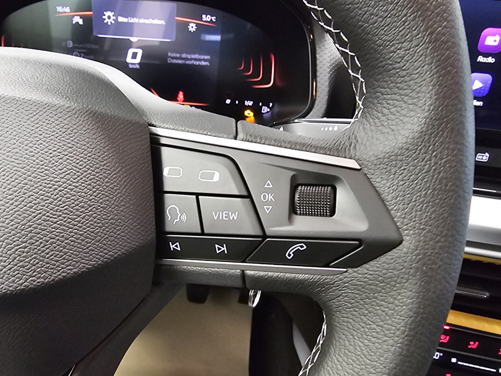 Seat Arona  bei Hoffmann Automobile in Wolfsburg kaufen und sofort mitnehmen - Bild 15