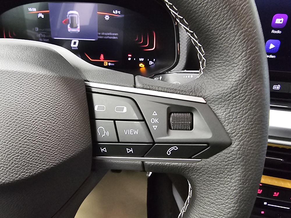 Seat Arona  bei Hoffmann Automobile in Wolfsburg kaufen und sofort mitnehmen - Bild 15