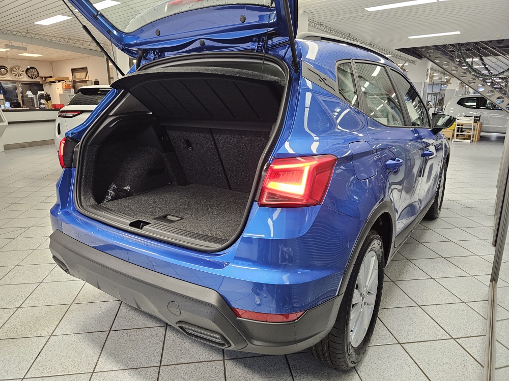 Seat Arona  bei Hoffmann Automobile in Wolfsburg kaufen und sofort mitnehmen - Bild 2