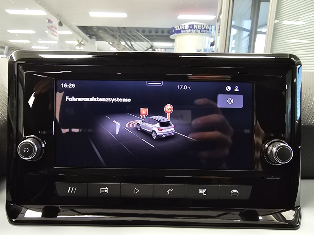 Seat Arona  bei Hoffmann Automobile in Wolfsburg kaufen und sofort mitnehmen - Bild 13