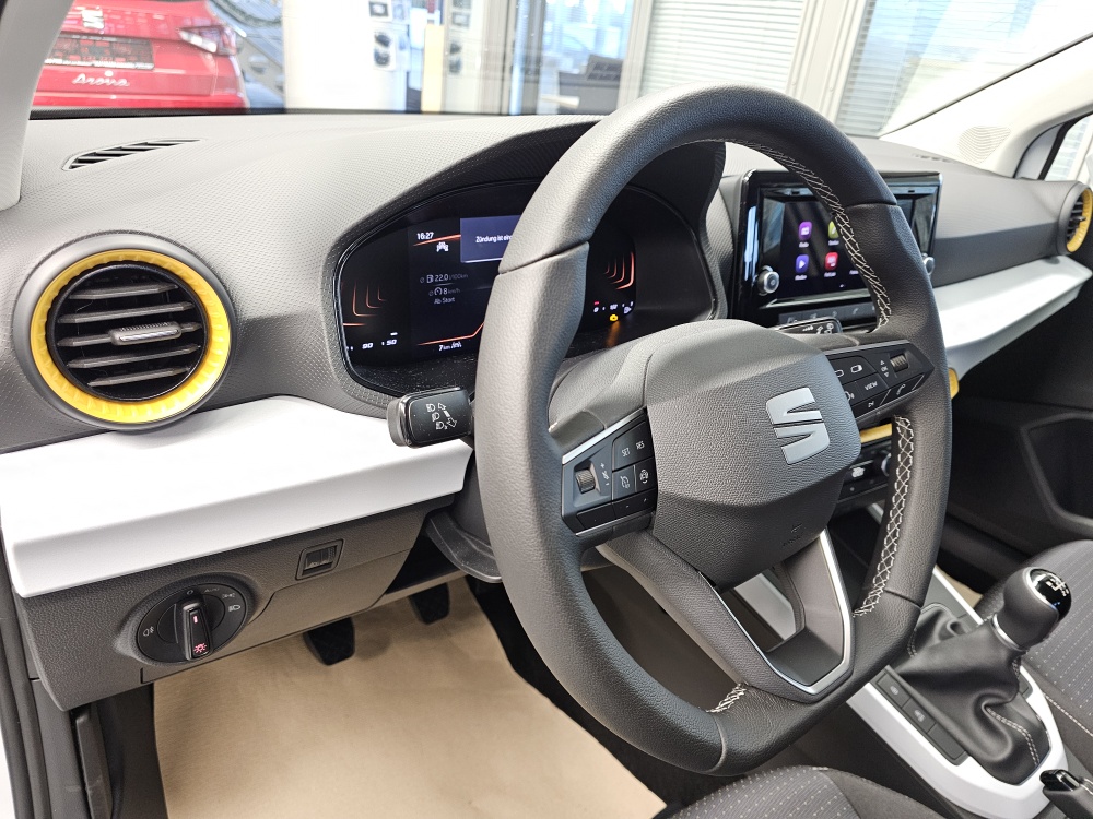 Seat Arona  bei Hoffmann Automobile in Wolfsburg kaufen und sofort mitnehmen - Bild 19