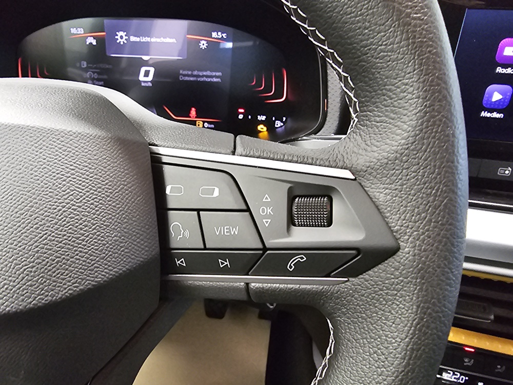 Seat Arona  bei Hoffmann Automobile in Wolfsburg kaufen und sofort mitnehmen - Bild 15