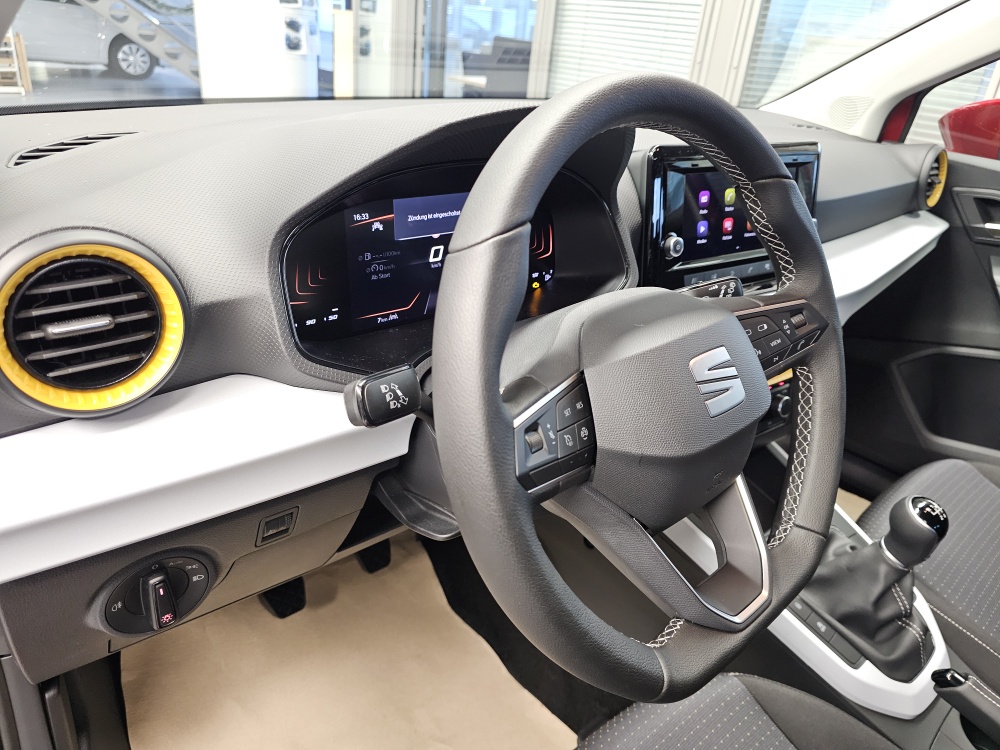 Seat Arona  bei Hoffmann Automobile in Wolfsburg kaufen und sofort mitnehmen - Bild 19