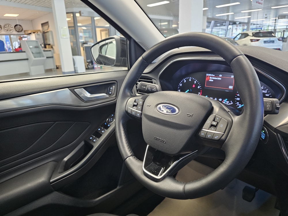 Ford Focus  bei Hoffmann Automobile in Wolfsburg kaufen und sofort mitnehmen - Bild 11