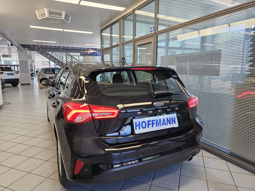 Ford Focus  bei Hoffmann Automobile in Wolfsburg kaufen und sofort mitnehmen - Bild 4
