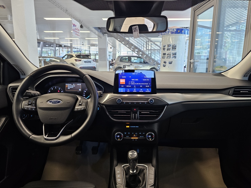 Ford Focus  bei Hoffmann Automobile in Wolfsburg kaufen und sofort mitnehmen - Bild 6