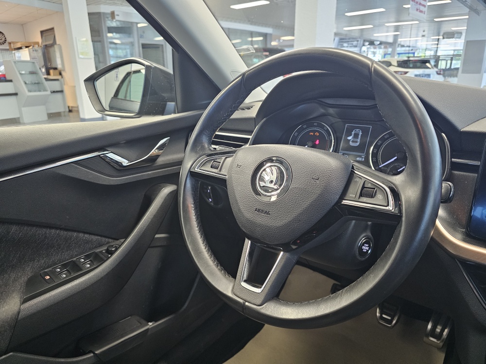 Skoda Scala  bei Hoffmann Automobile in Wolfsburg kaufen und sofort mitnehmen - Bild 13