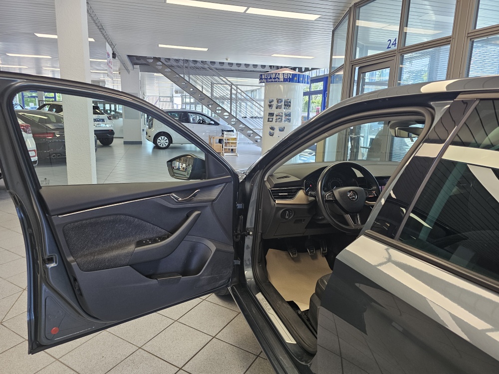 Skoda Scala  bei Hoffmann Automobile in Wolfsburg kaufen und sofort mitnehmen - Bild 17