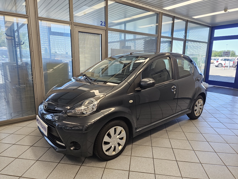Toyota Aygo  für nur 4.400,- € bei Hoffmann Automobile in Wolfsburg kaufen und sofort mitnehmen