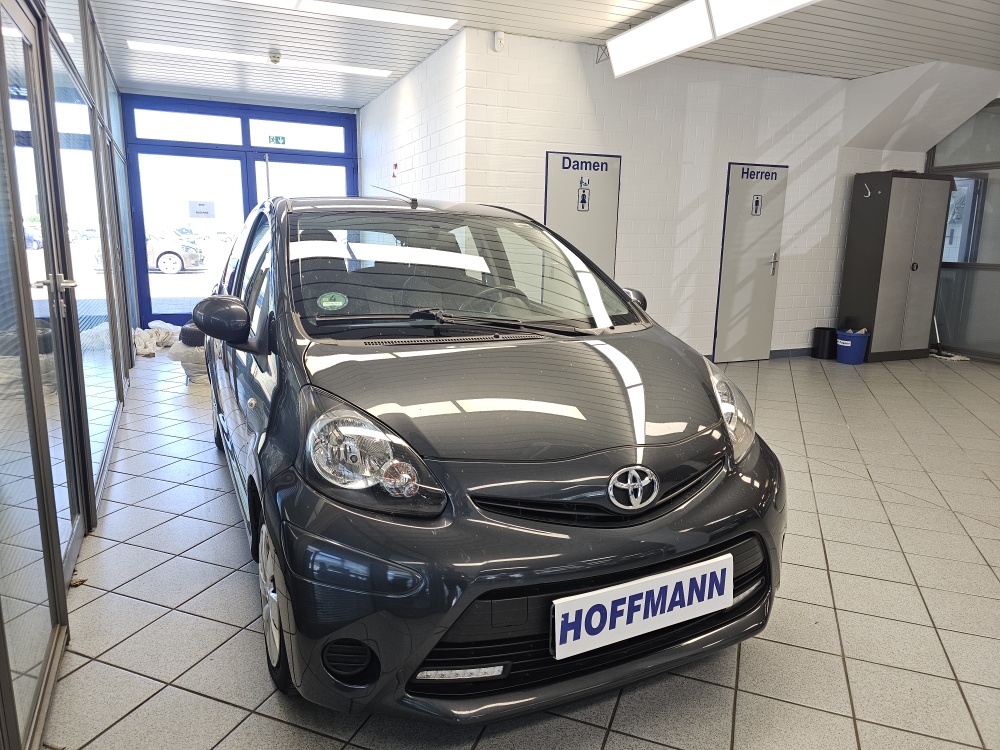 Toyota Aygo  bei Hoffmann Automobile in Wolfsburg kaufen und sofort mitnehmen - Bild 16