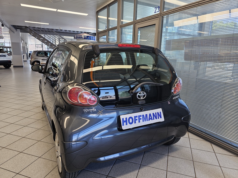 Toyota Aygo  bei Hoffmann Automobile in Wolfsburg kaufen und sofort mitnehmen - Bild 4