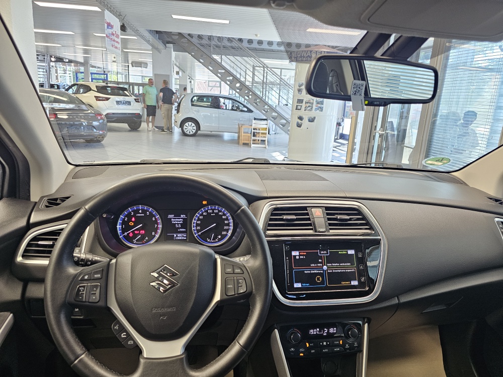 Suzuki SX4  bei Hoffmann Automobile in Wolfsburg kaufen und sofort mitnehmen - Bild 13