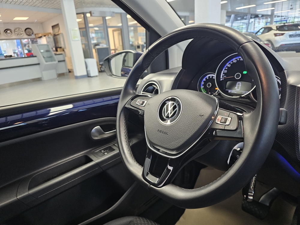 VW e-up!  bei Hoffmann Automobile in Wolfsburg kaufen und sofort mitnehmen - Bild 10