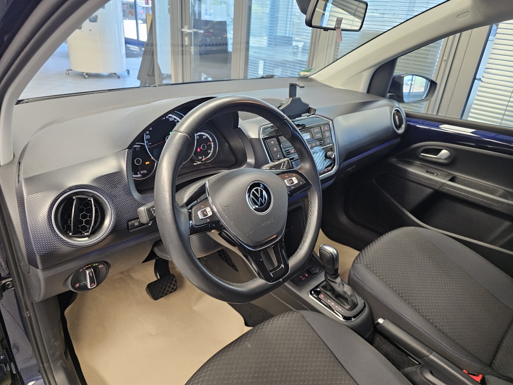 VW e-up!  bei Hoffmann Automobile in Wolfsburg kaufen und sofort mitnehmen - Bild 12