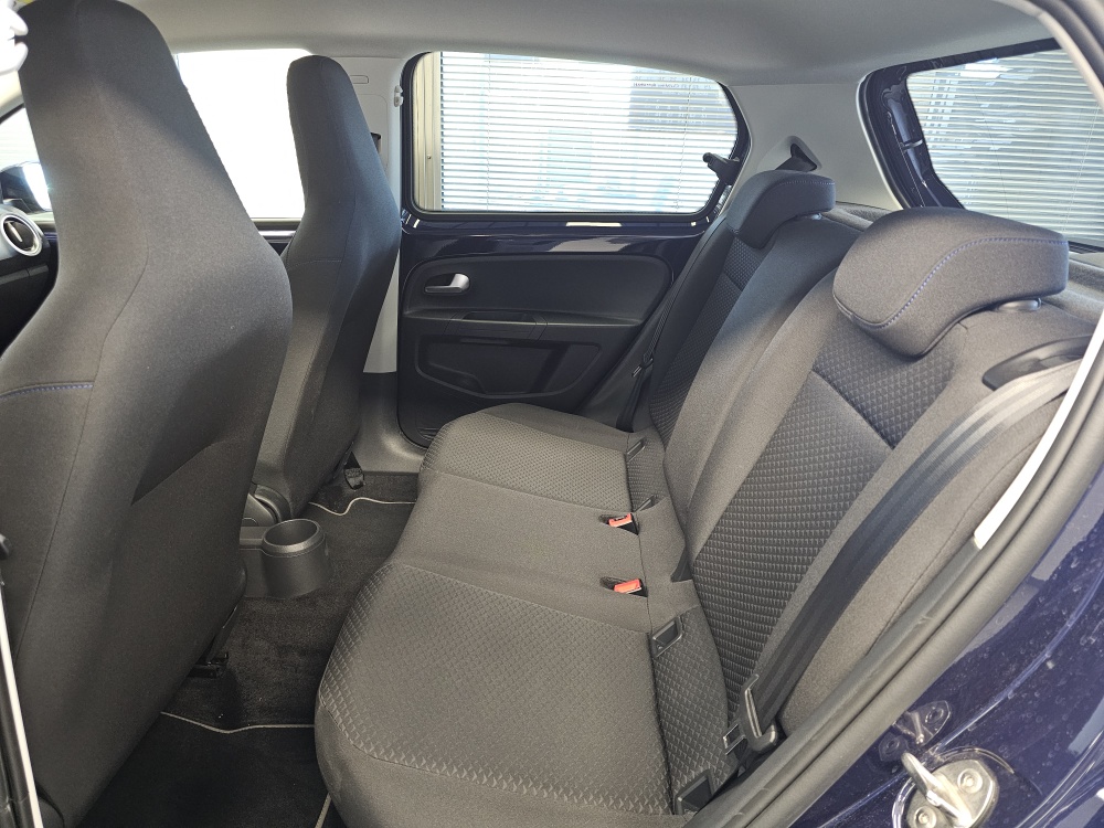 VW e-up!  bei Hoffmann Automobile in Wolfsburg kaufen und sofort mitnehmen - Bild 6