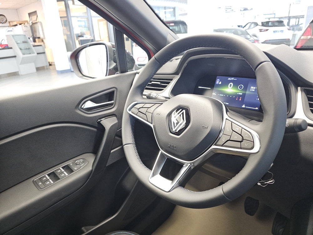Renault Captur  bei Hoffmann Automobile in Wolfsburg kaufen und sofort mitnehmen - Bild 12