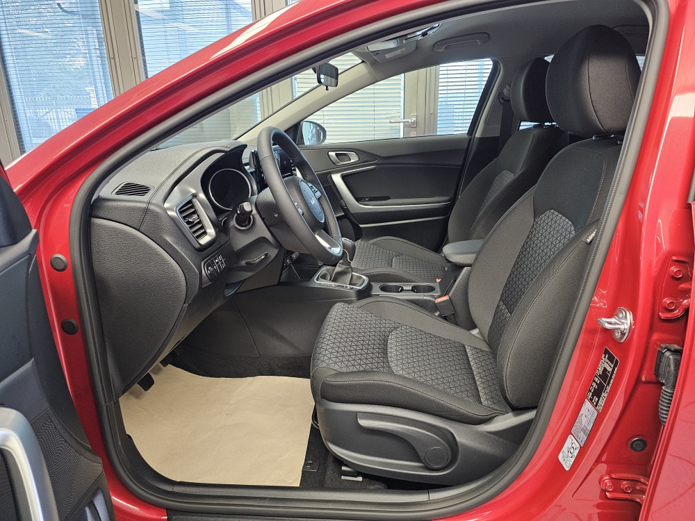 Kia Ceed  bei Hoffmann Automobile in Wolfsburg kaufen und sofort mitnehmen - Bild 20