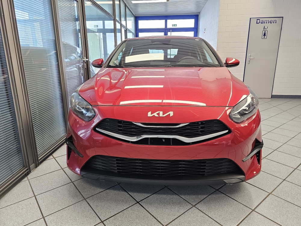 Kia Ceed  bei Hoffmann Automobile in Wolfsburg kaufen und sofort mitnehmen - Bild 24