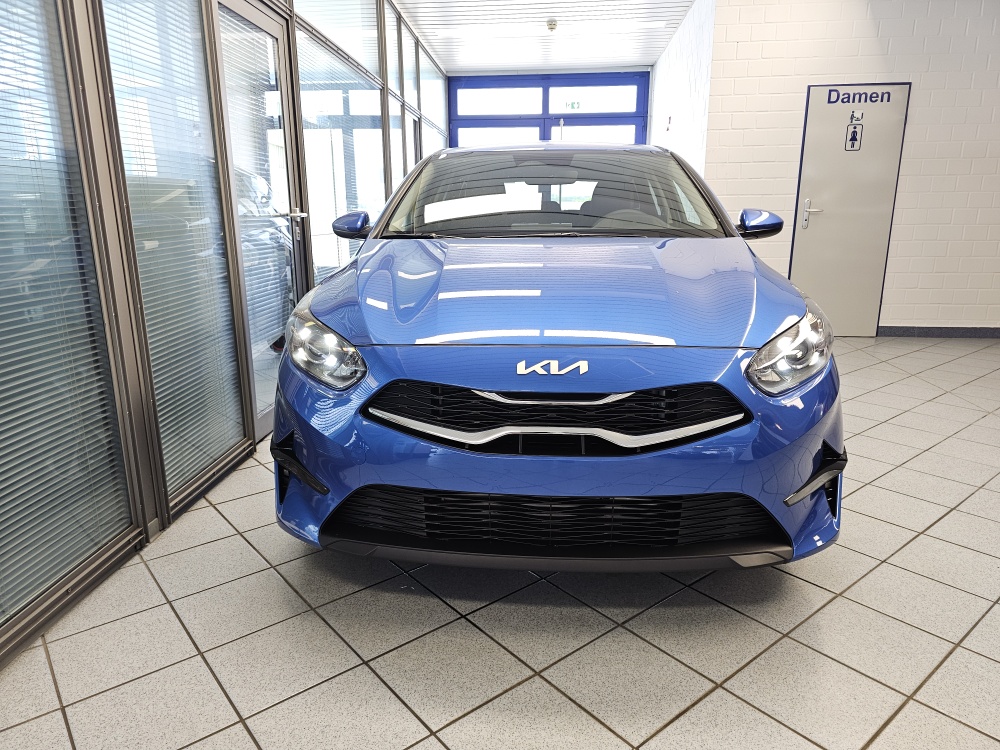 Kia Ceed  bei Hoffmann Automobile in Wolfsburg kaufen und sofort mitnehmen - Bild 23