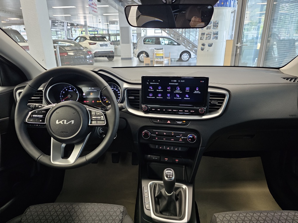 Kia Ceed  bei Hoffmann Automobile in Wolfsburg kaufen und sofort mitnehmen - Bild 5