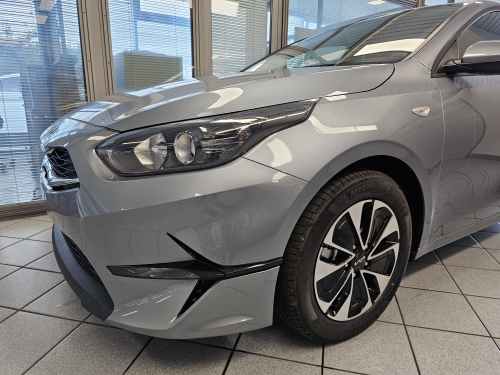 Kia Ceed  bei Hoffmann Automobile in Wolfsburg kaufen und sofort mitnehmen - Bild 21